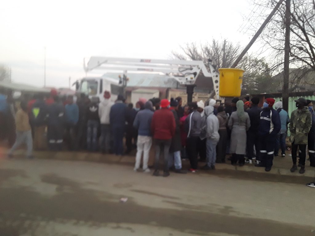 eMbalenhle residents are fed up and 1 GMM employee shocked