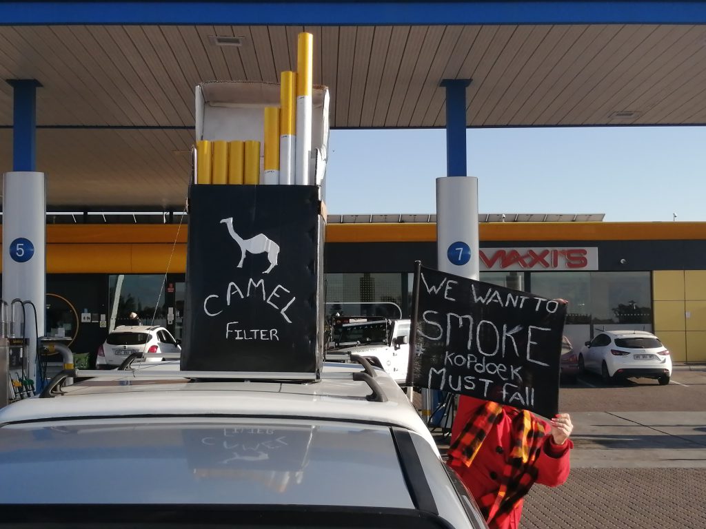 Smokers Unite SA slow drive a hooting success